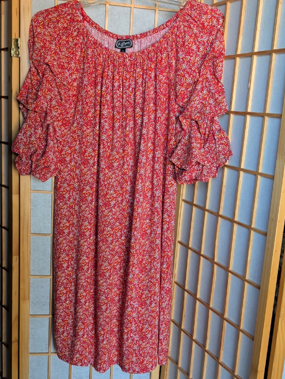 Women’s Red Floral Midi Dress with Ruffle Sleeves